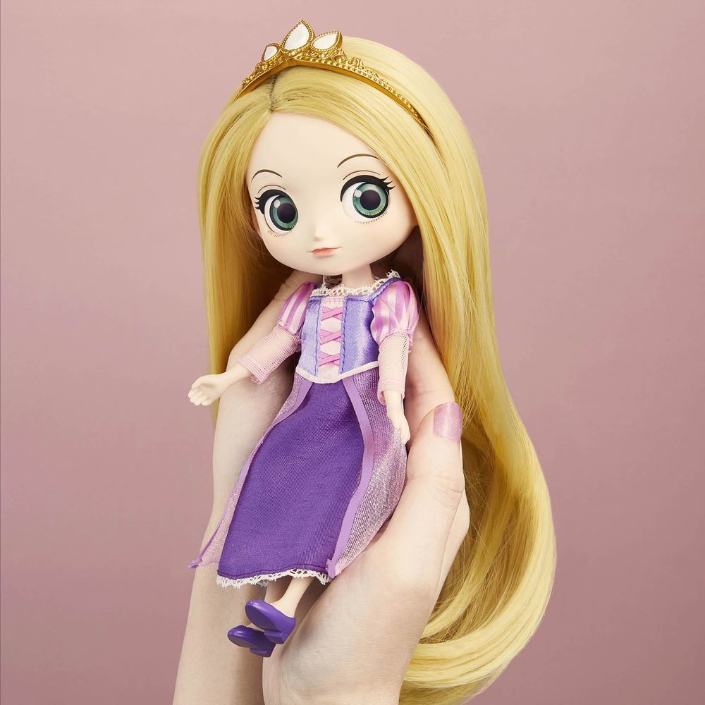 q posket doll rapunzel