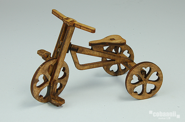 Woodenform Wooden Tricycle Wf 014 Set Of 2 Pieces ウッデンフォルム 木製三輪車 Wf 014 Figures Model Kits Kuji Figures